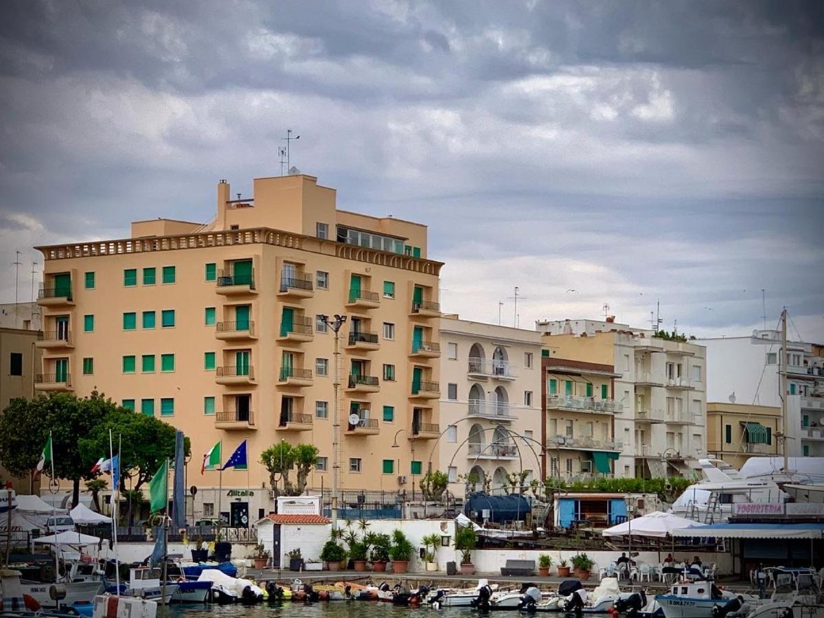 La Finestrella Dell'Arte Un Orizzonte Da Guardare Apartment อันซีโอ ภายนอก รูปภาพ
